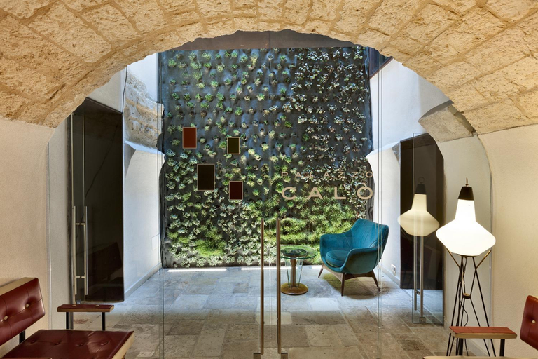 Public Area 3, Palazzo Del Lauro, Bari
