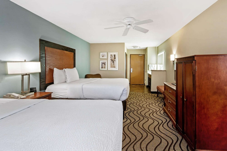 Bedroom 3, La Quinta Inn & Suites by Wyndham Santa Rosa, Guadalupe