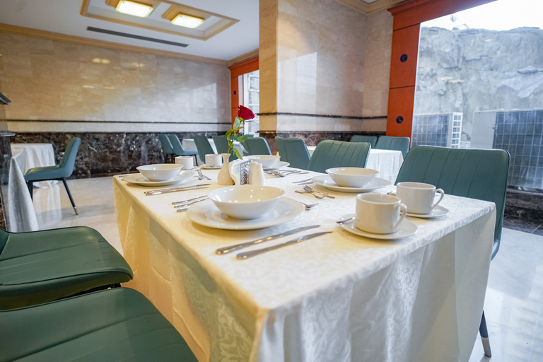 Food & Drinks 5, Emaar Al Noor, Makkah