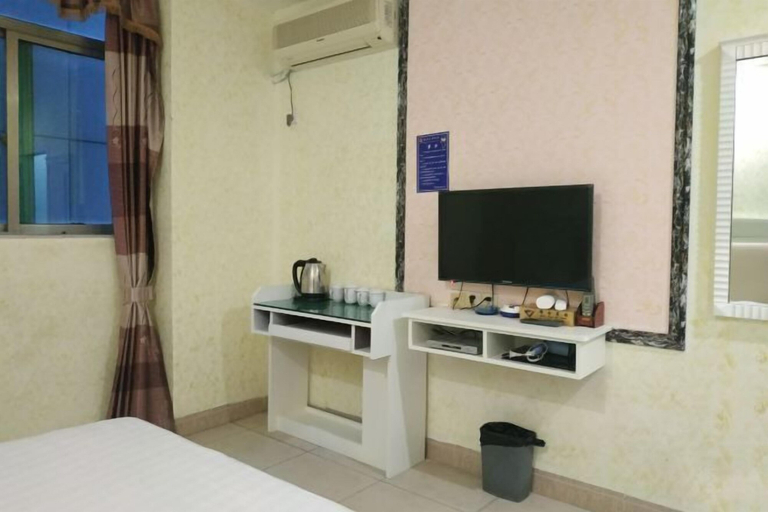 Bedroom 4, Zhang Ying Hotel, Dongguan