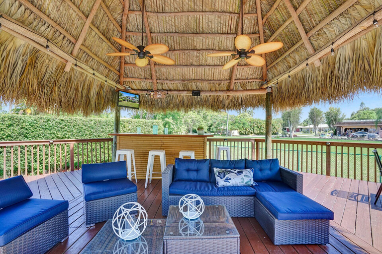 Food & Drinks 4, Luxury Casa Mila 7BR With Private Heated Pool, Broward