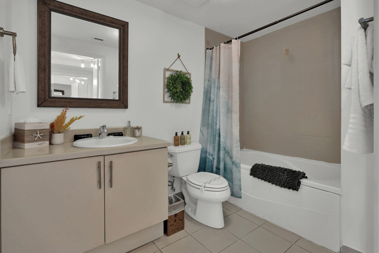 Bathroom 3, Amazing SEA VIEW Studio, Miami-Dade