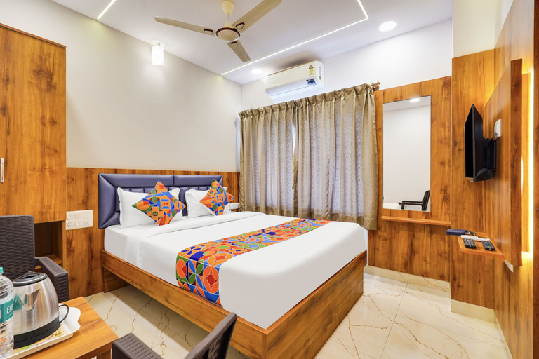 Bedroom 3, FabHotel Royal Grand, Bangalore