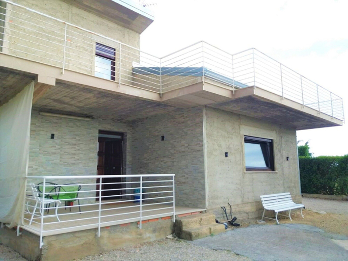 Exterior & Views 2, Villa in Nissoria With Private Pool, Enna