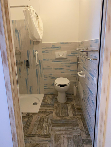 Bathroom 3, Hotel Muita Mari, Olbia-Tempio