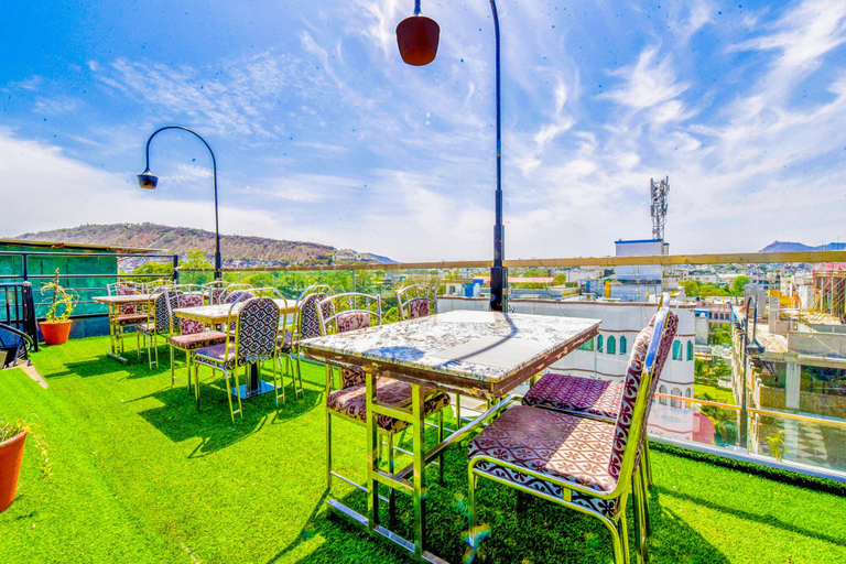Food & Drinks 5, FabHotel Naivara Boutique, Udaipur