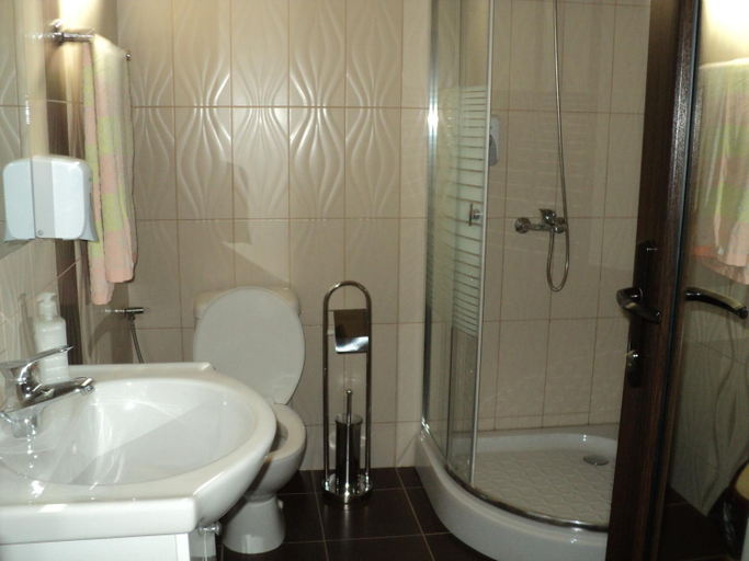 Bathroom 2, Cabana Suvenirurilor, Garda De Sus