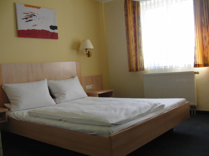 Bedroom 3, Hotel Angerer, Amberg-Sulzbach