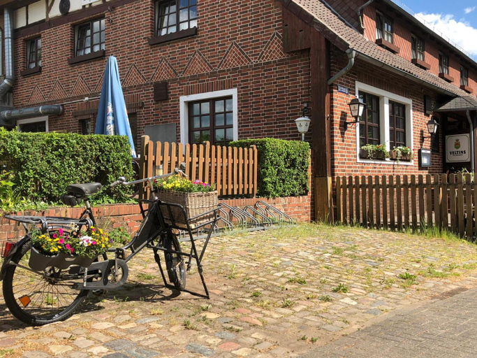 Others 2, Tepe's Gasthof, Heidekreis