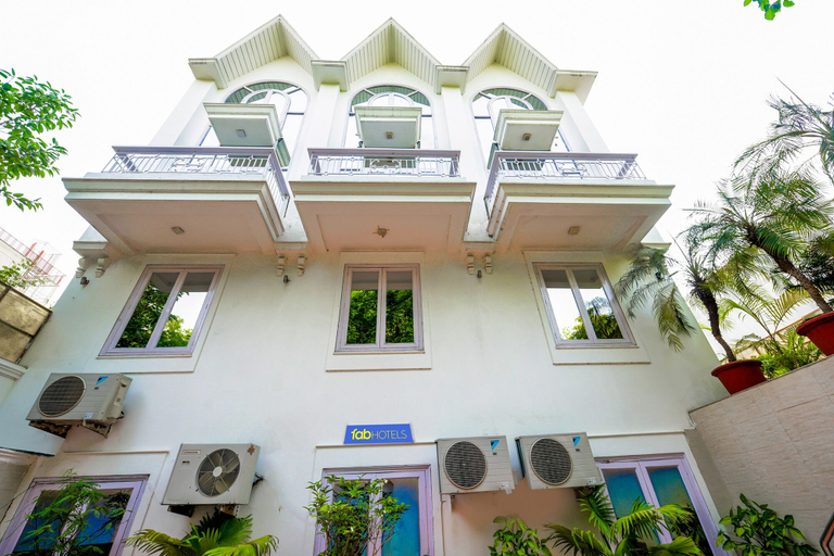 Exterior & Views 2, FabHotel Exotica Galleria Market, Gurgaon