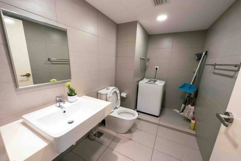Bathroom 9