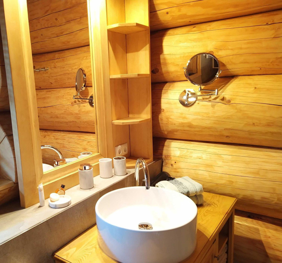 Bathroom 3, Naturstammhaus Tollensesee, Mecklenburgische Seenplatte