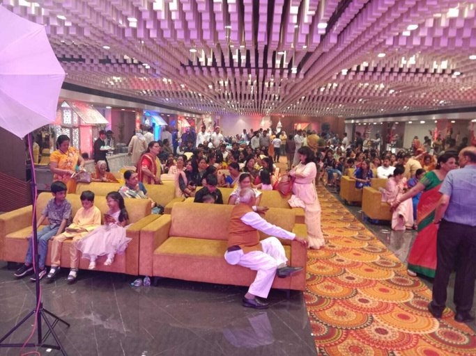 Others 5, Hotel Crescent Rooms And Banquet, Surat