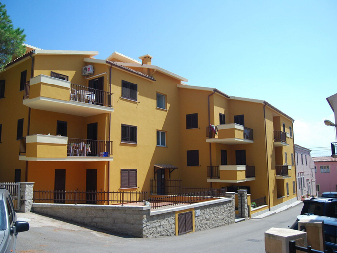 Exterior & Views, Belvilla by OYO Comfortable Apartment With Pool, Foggia