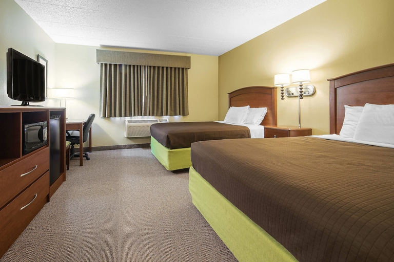 Bedroom 3, AmericInn by Wyndham Sioux Falls, Minnehaha