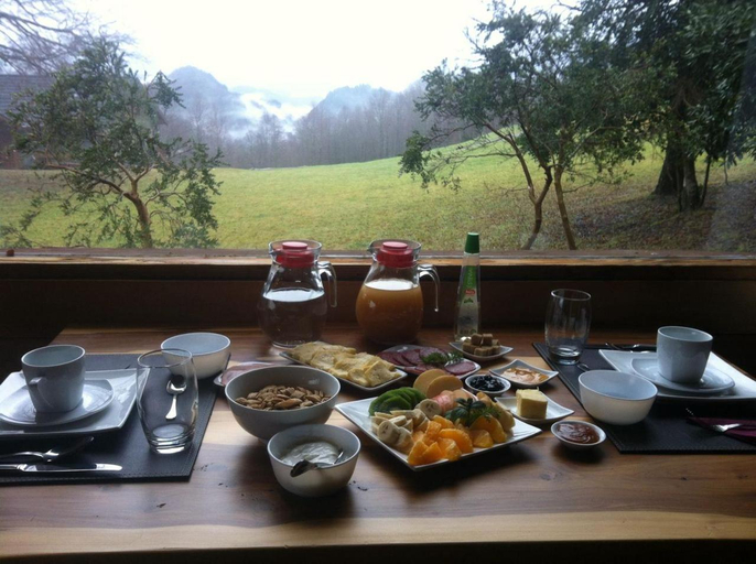 Food & Drinks, Kila Tai Tai Lodge, Cautín