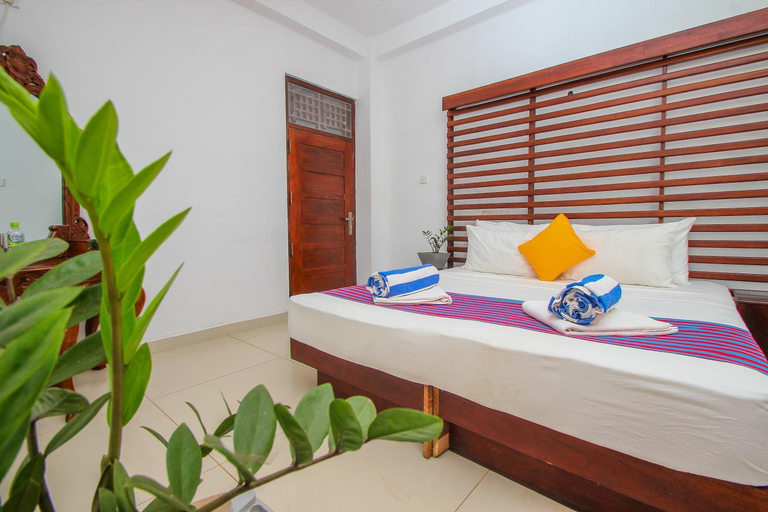 Bedroom 4, Dickwella Beach Hotel, Dickwella