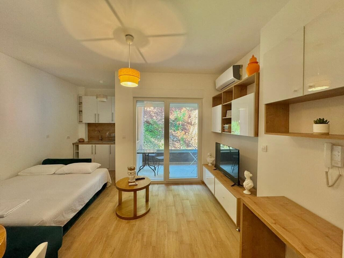 Bedroom 3, Couple Studio Angela