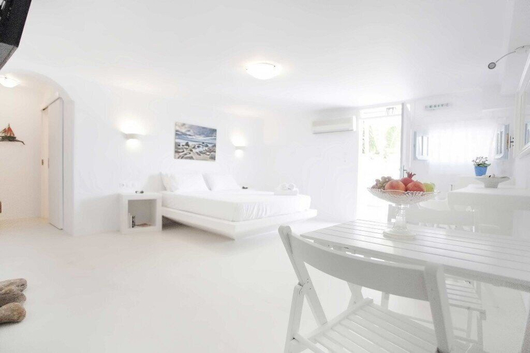 Bedroom 1, Villa Venus, South Aegean