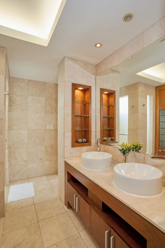 Bathroom 4, Ocean Luxury Villa, Da Nang