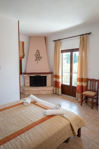 Bedroom 3, Hotel Ainareti, Thessaly