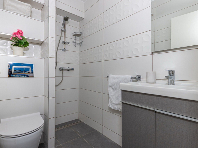 Bathroom 3, Apartment in Dramalj Near Beach & Pool, Crikvenica