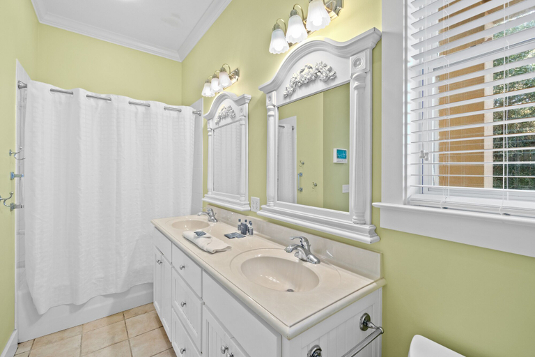 Bathroom 4, La Valencia Villa By Panhandle Getaways, Bay
