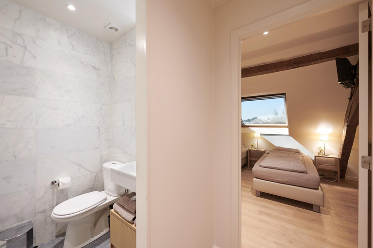 Bedroom 2, Hotel Royal Astrid, Oost-Vlaanderen