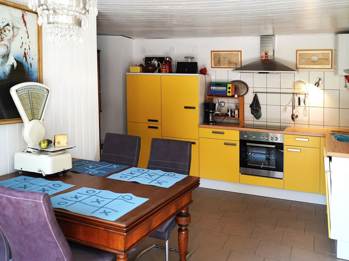 Private kitchen 5, Holiday Home With art, Leipzig