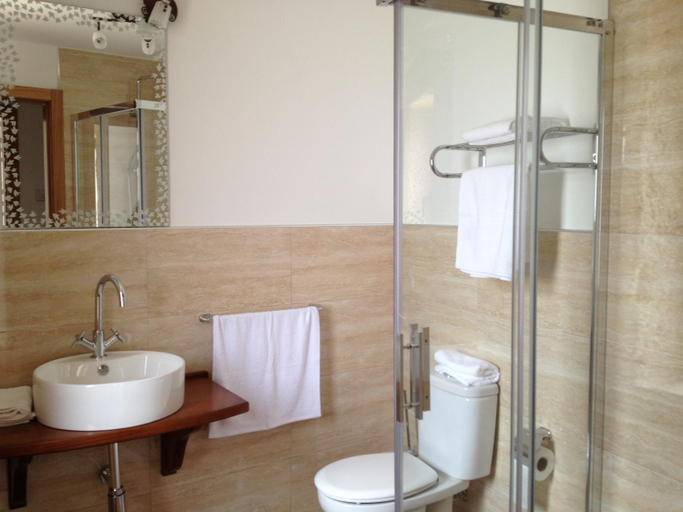 Bathroom 2, Alojamiento Pazos, Ourense