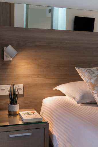 Bedroom 3, Plaza Regency Hotels