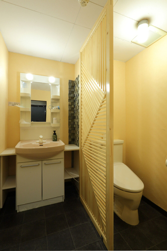 Bedroom 4, Kurobe Sun Valley Hotel, Ōmachi