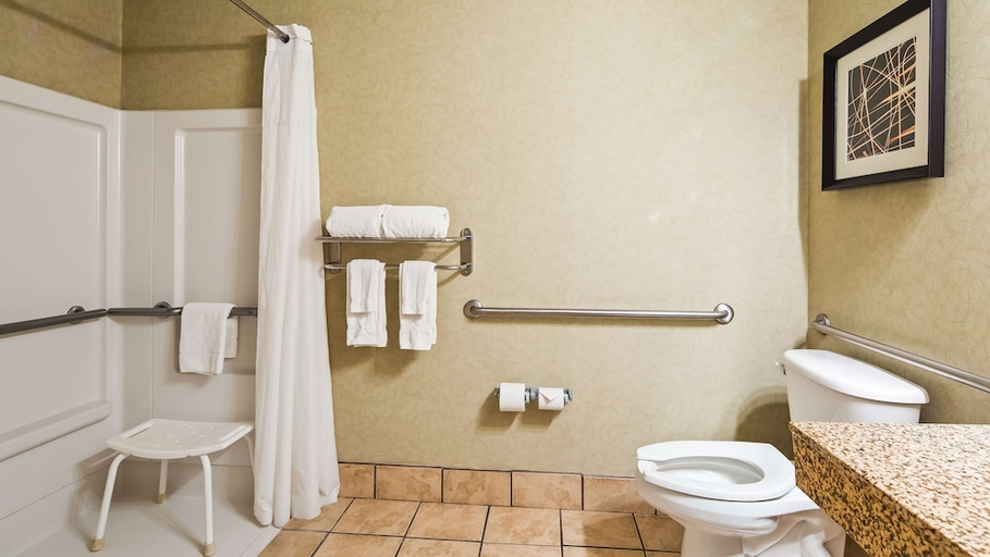 Bathroom 2, Best Western Plus Silver Creek Inn, Carteret
