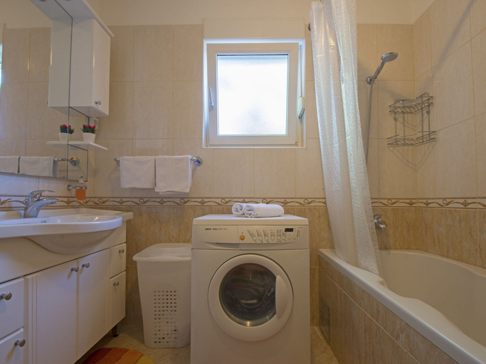 Bathroom 3, Adorable Holiday Home With Private Pool & Terrace With Barbecue, Vinodolska