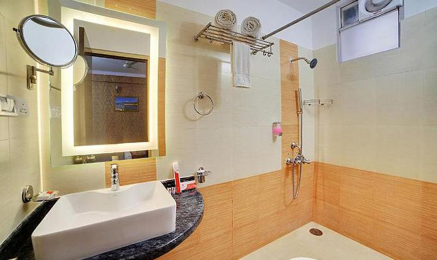 Bathroom 3, FabHotel Prime Liverpool Blue, Bangalore