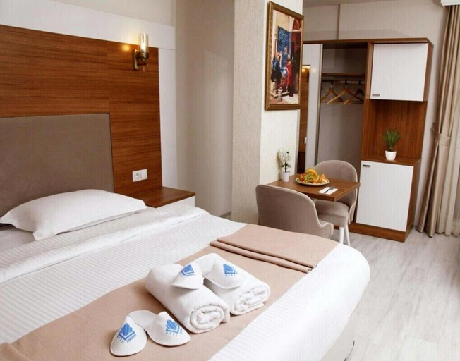 Bedroom 3, Favorite Otel, Akçaabat