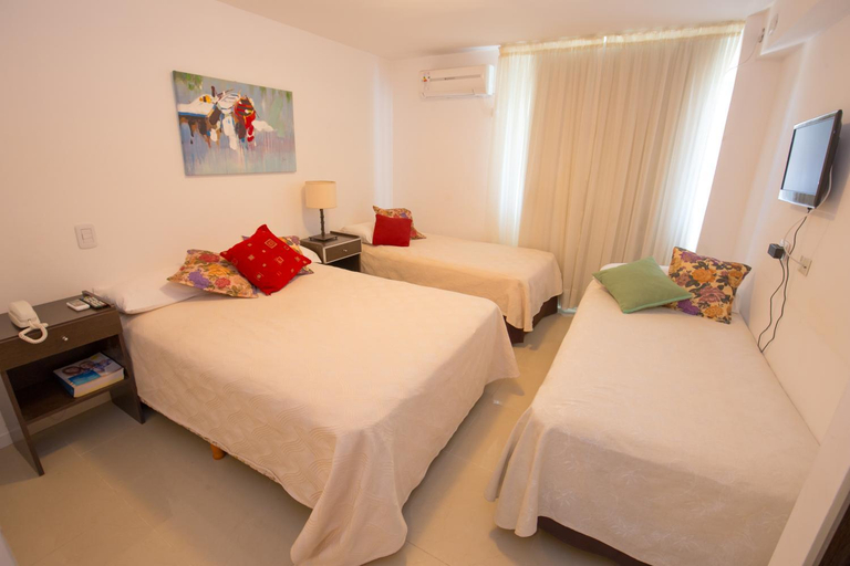 Others 4, Hotel Lavalle, Lavalle