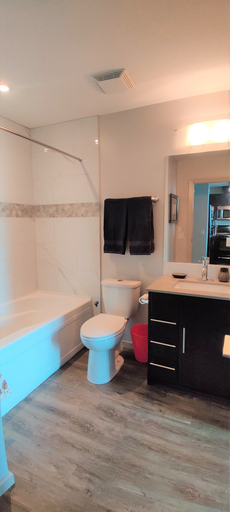 Bathroom, Monki-Di Executive Suites - Alura, Division No. 6