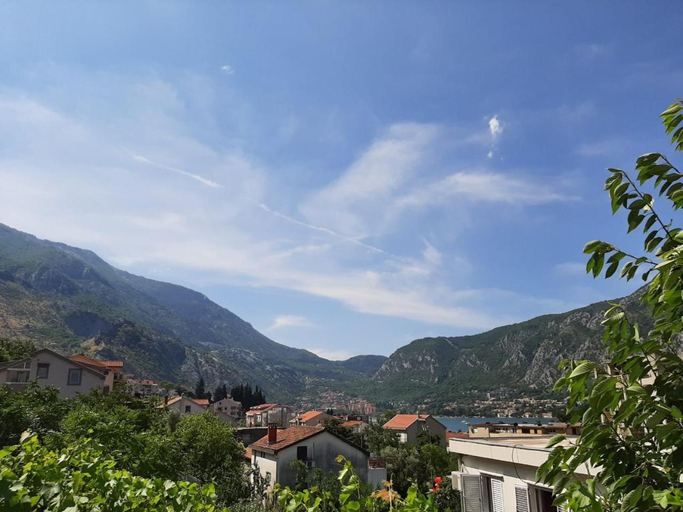 3, Apartments Dakovic