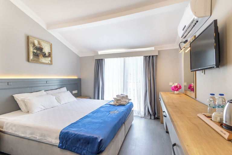 Bedroom 5, LESLION HOTEL TURUNC, Marmaris