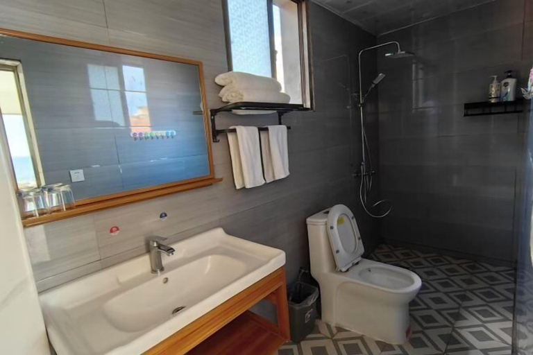 Bathroom 3, Kunming Red Earth Summer Homestay, Kunming