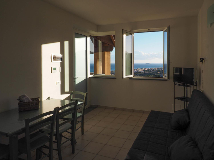 Others 4, Agriturismo "I Castellari", Savona