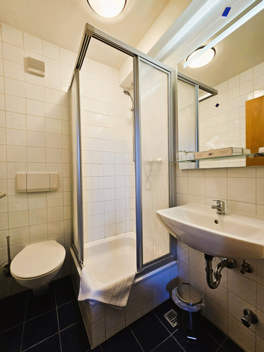 Bedroom 5, Novitel Pliening, Ebersberg