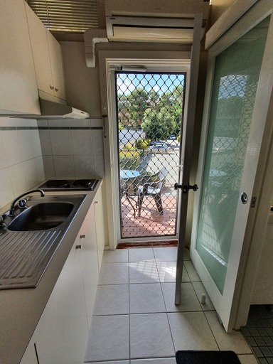 Others 5, Griffith Studio Canberra - free parking, Canberra