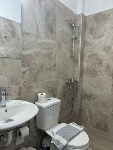 Bathroom, Simple Hotel Hersonissos Sun, Crete