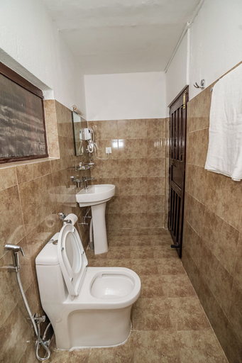 Bathroom 3, Nepali Heritage Hotel, Bagmati