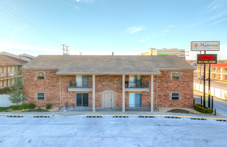 Exterior & Views, Maplewood Place, Newton
