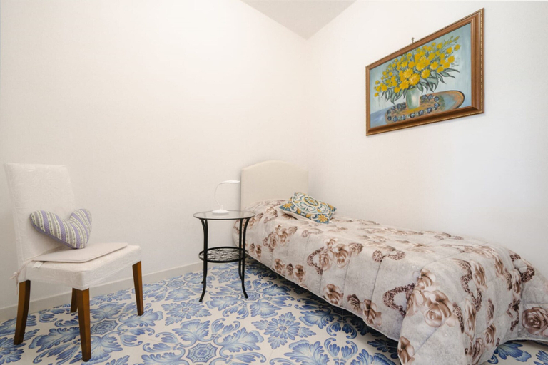 Bedroom 4, Villa Carrino, Salerno