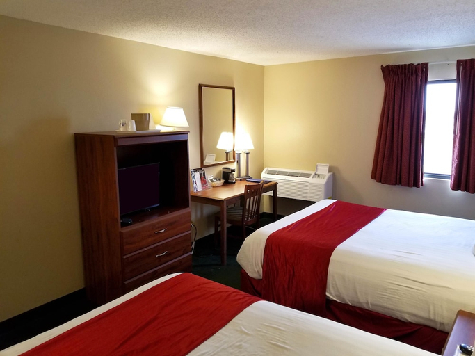 Bedroom 4, Americas Best Value Inn St. Louis South, Saint Louis