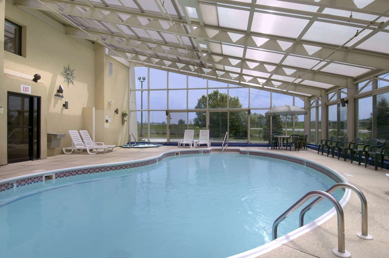 Sport & Beauty, Baymont By Wyndham Springfield, Sangamon